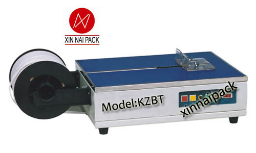 Table-type semi-automatic packing machine
