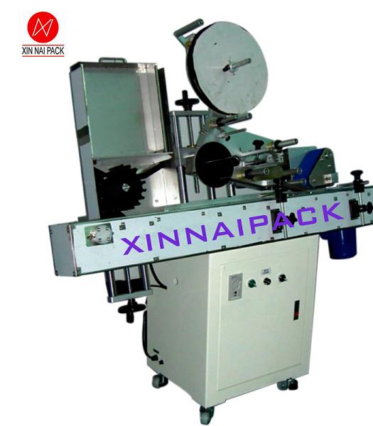 Vertical rolling labelling Machine